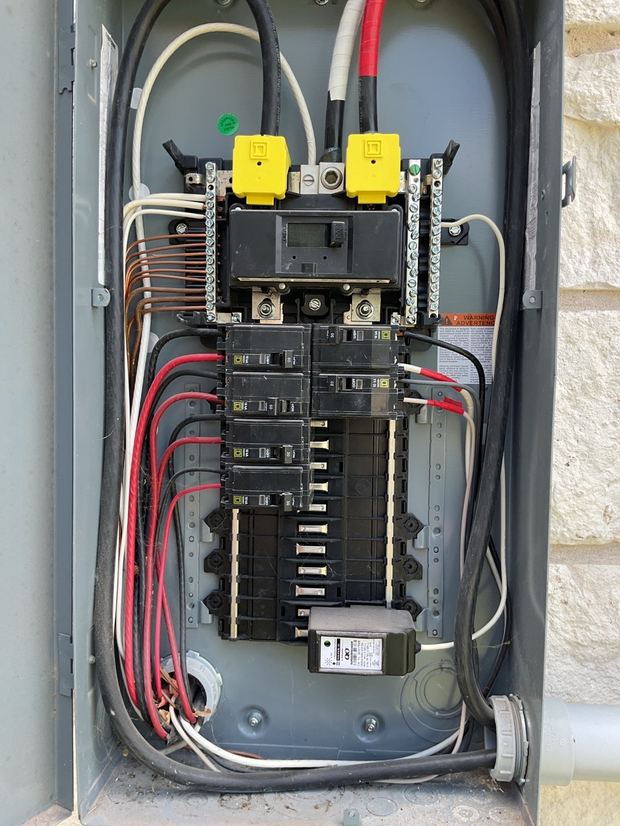 Square D QO 200 amp panel with whole-home surge protector installed